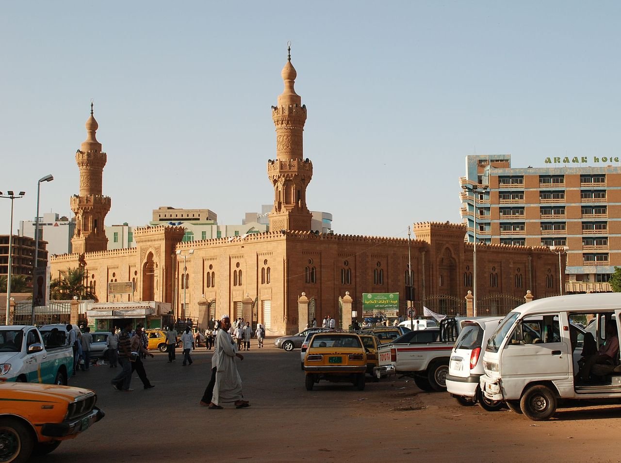 Sudan in turmoil as rival factions clash