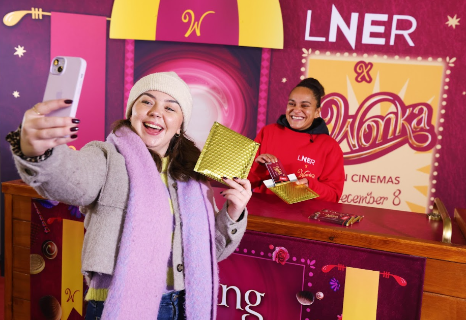 London Railway spread festive cheer with chocolate sharing station at King’s Cross