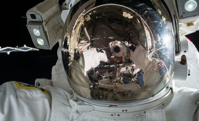 Study finds link between space flight and headaches