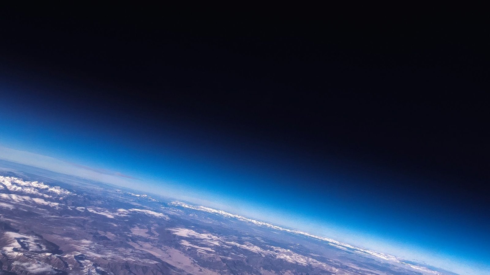 Planets orbiting dead stars may be candidates for studying life