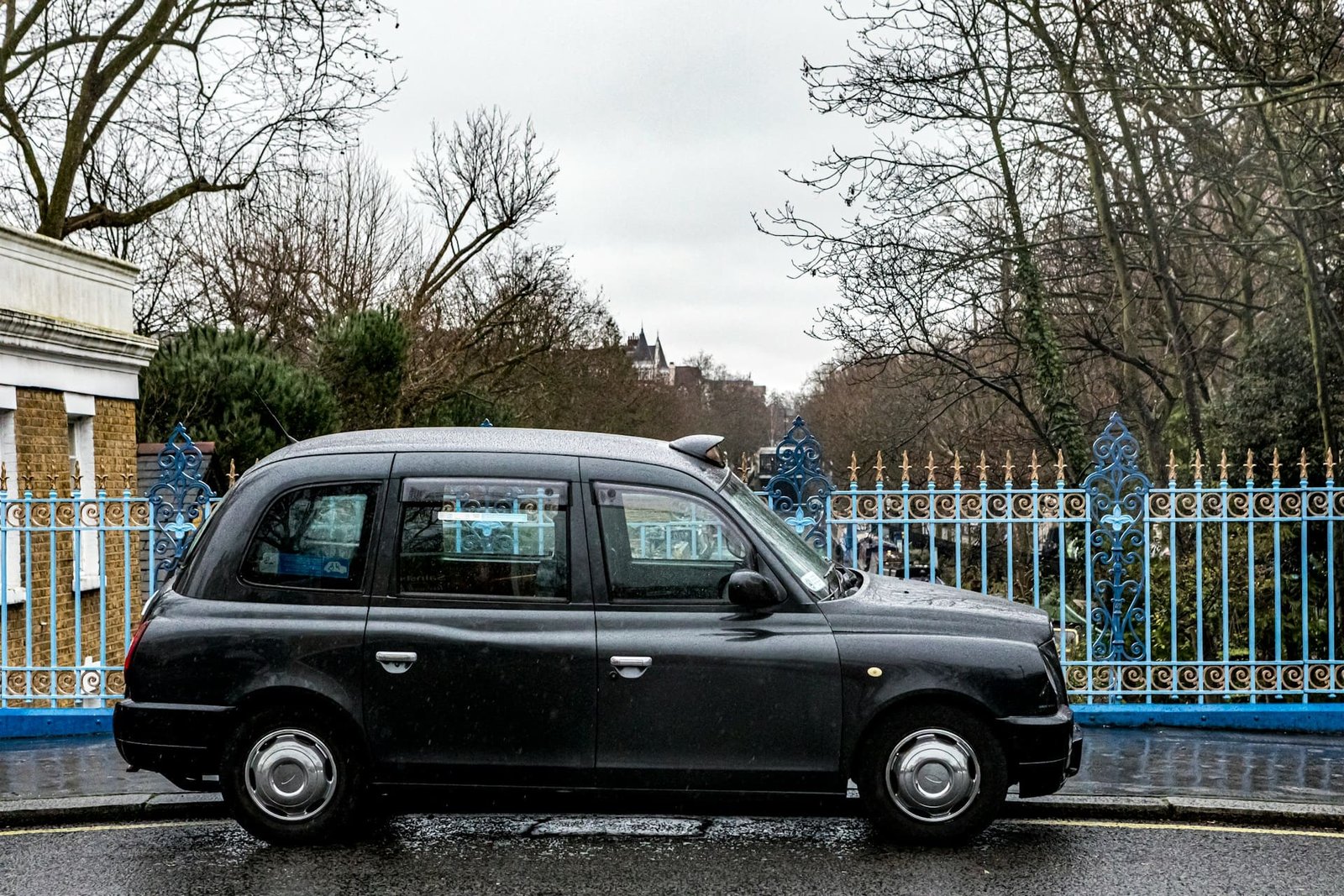 Black cab restrictions at Bank Junction lifted