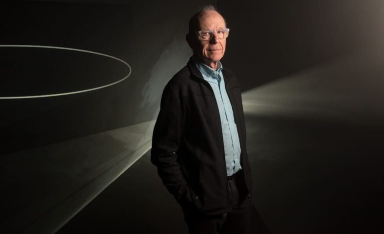 Anthony McCall: Solid Light at Tate Modern