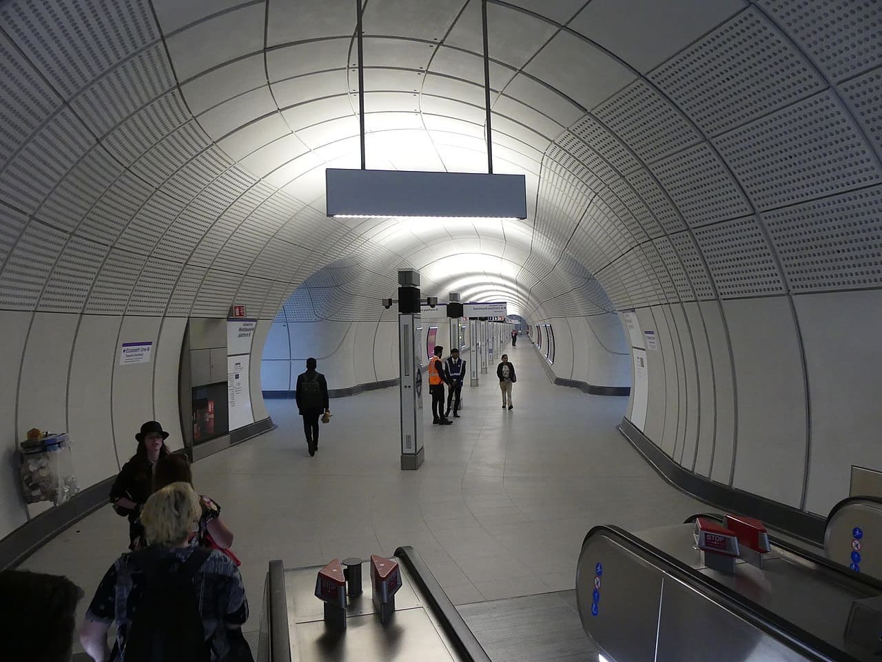 First tunnelled section of Elizabeth line gets high speed mobile coverage