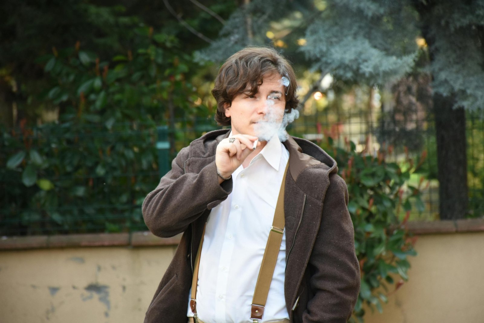 Ministers Plan Tougher Restrictions to Achieve Smoke-Free Britain