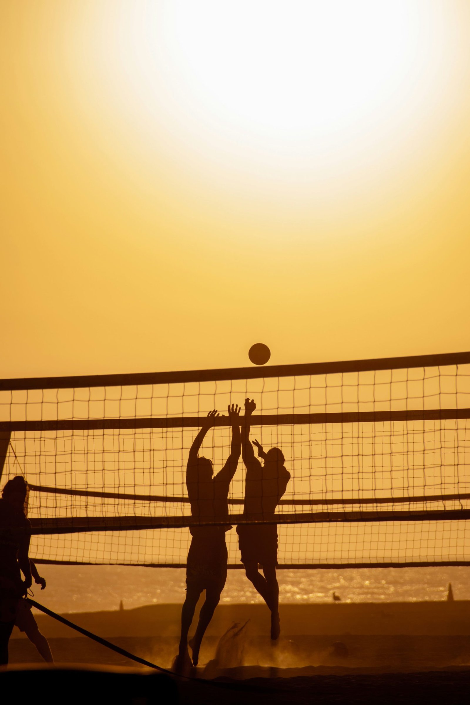 London Artist Captures the Spirit of Beach Volleyball at the 2024 Olympics