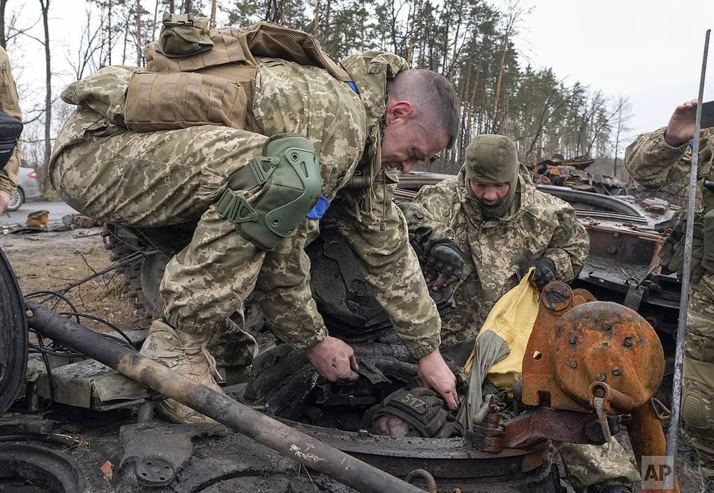 Russia-Ukraine Conflict Escalates as Ukrainian Forces Advance in Kursk