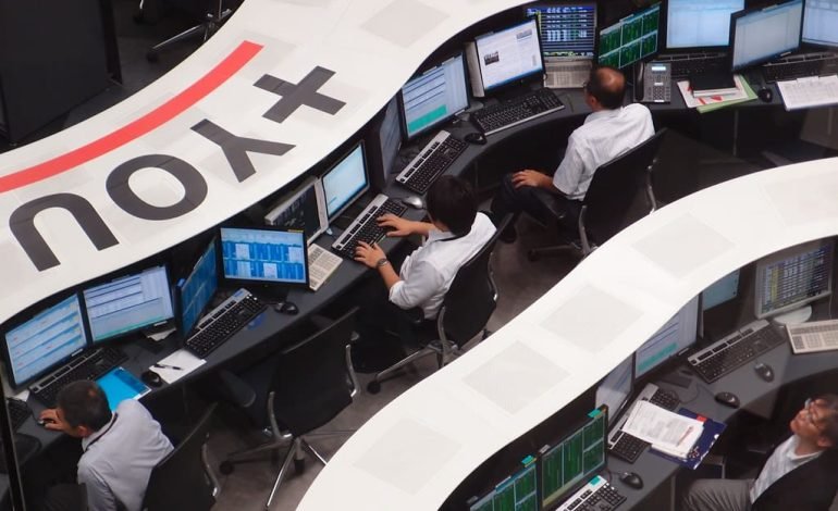 Asian Stock Markets Tumble Amid Global Economic Concerns