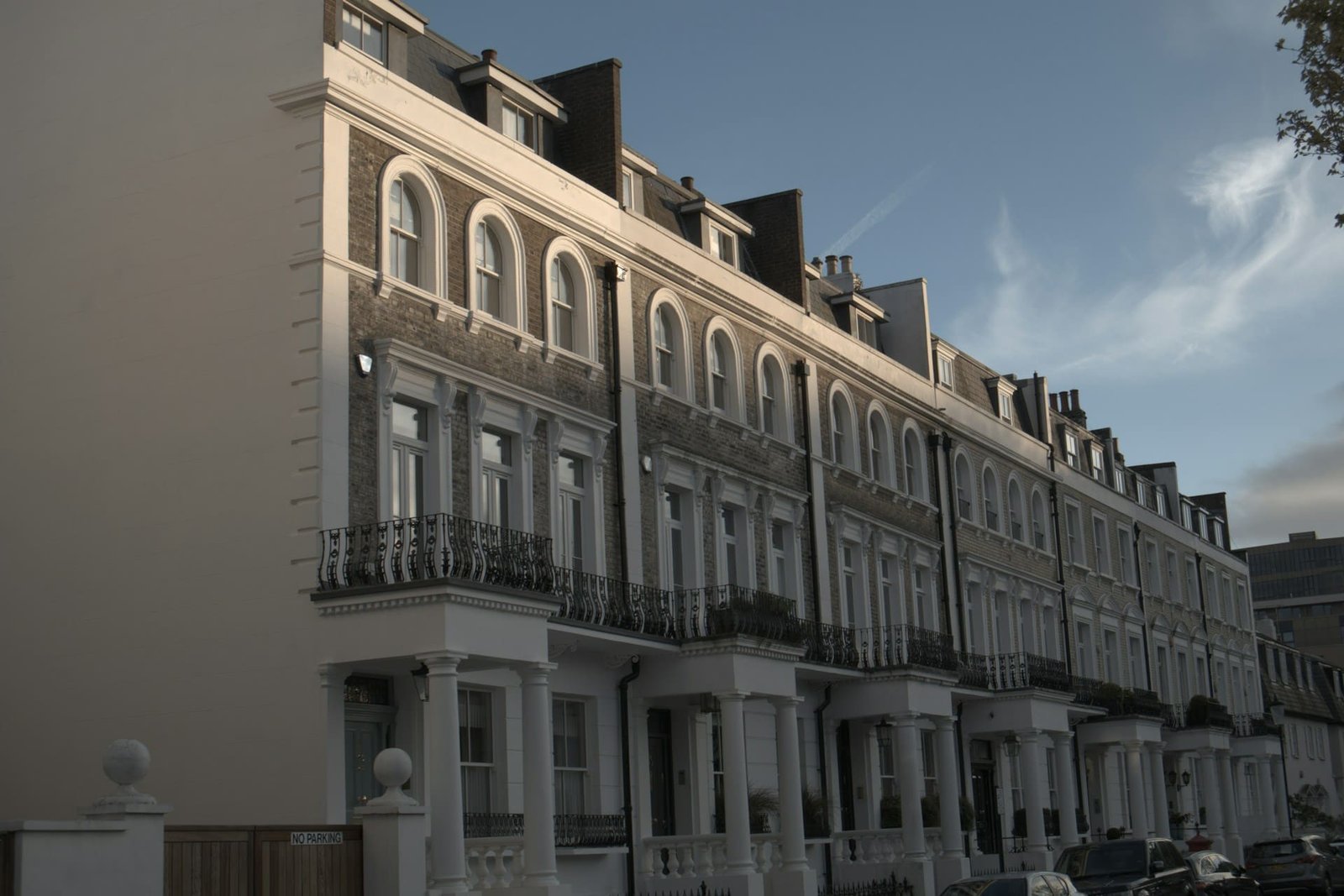 Americans buying more London property