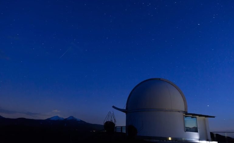 Porphyrion the largest black hole jet discovered