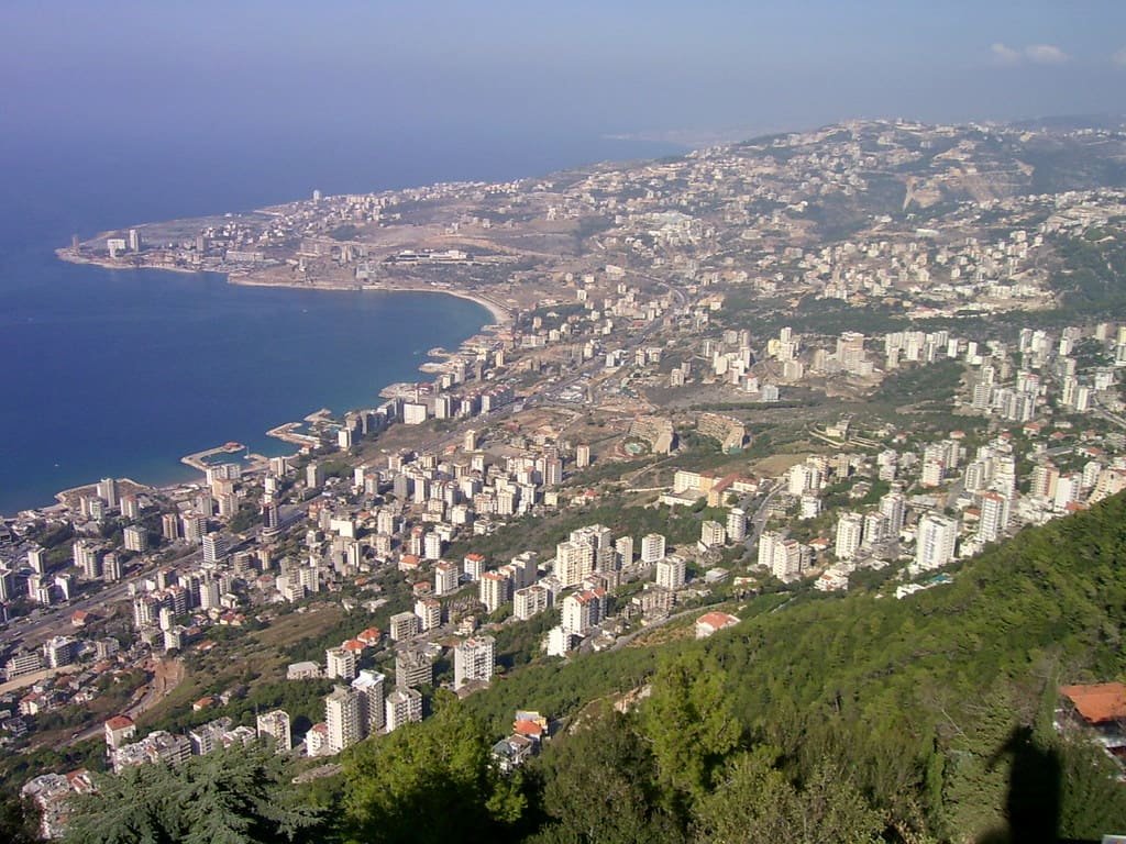 UK Advises Citizens to Leave Lebanon Amid Escalating Conflict