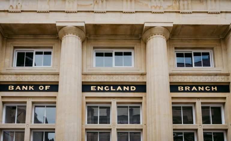 base rate bank of england