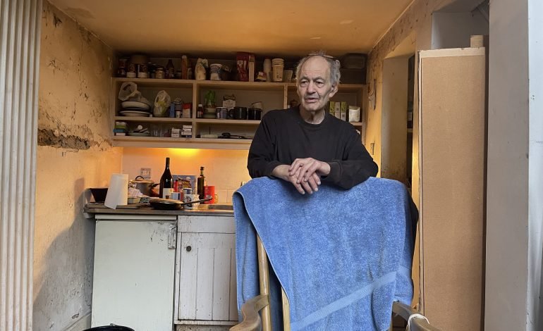 7. Portrait of Frank Auerbach © Geordie Greig, 2022