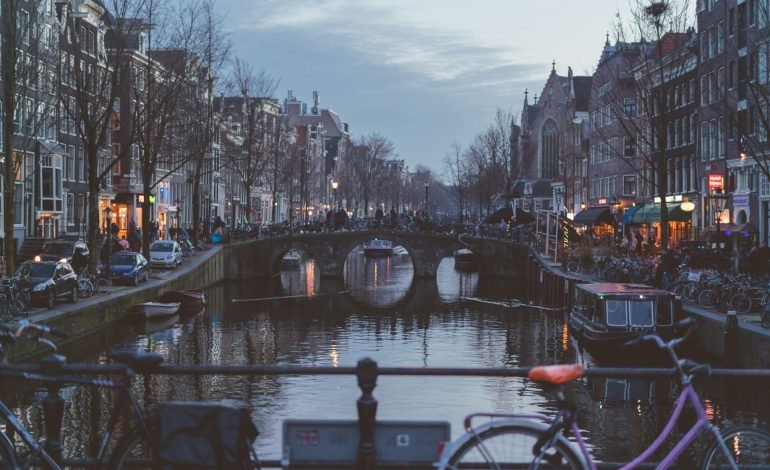 Antisemitic attacks lead to more arrests in Amsterdam