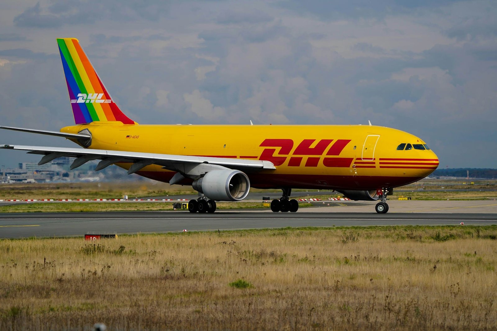 DHL cargo plane crashes in Lithuania