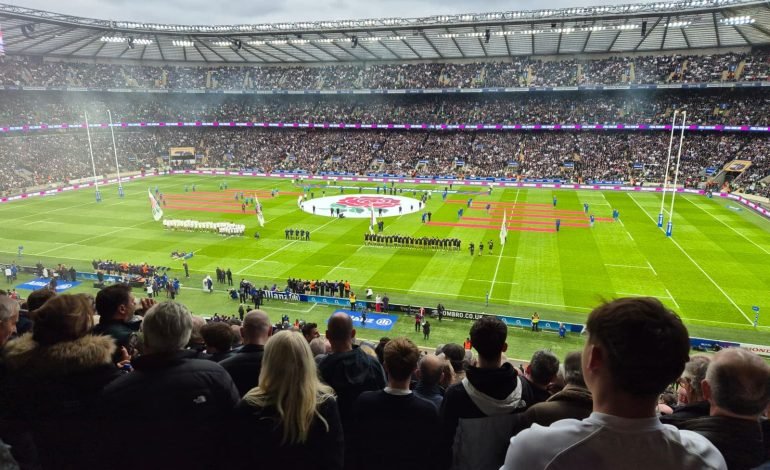 England vs New Zealand Autumn Nations 2024 match at Twickenham with teams lined up for the national anthem