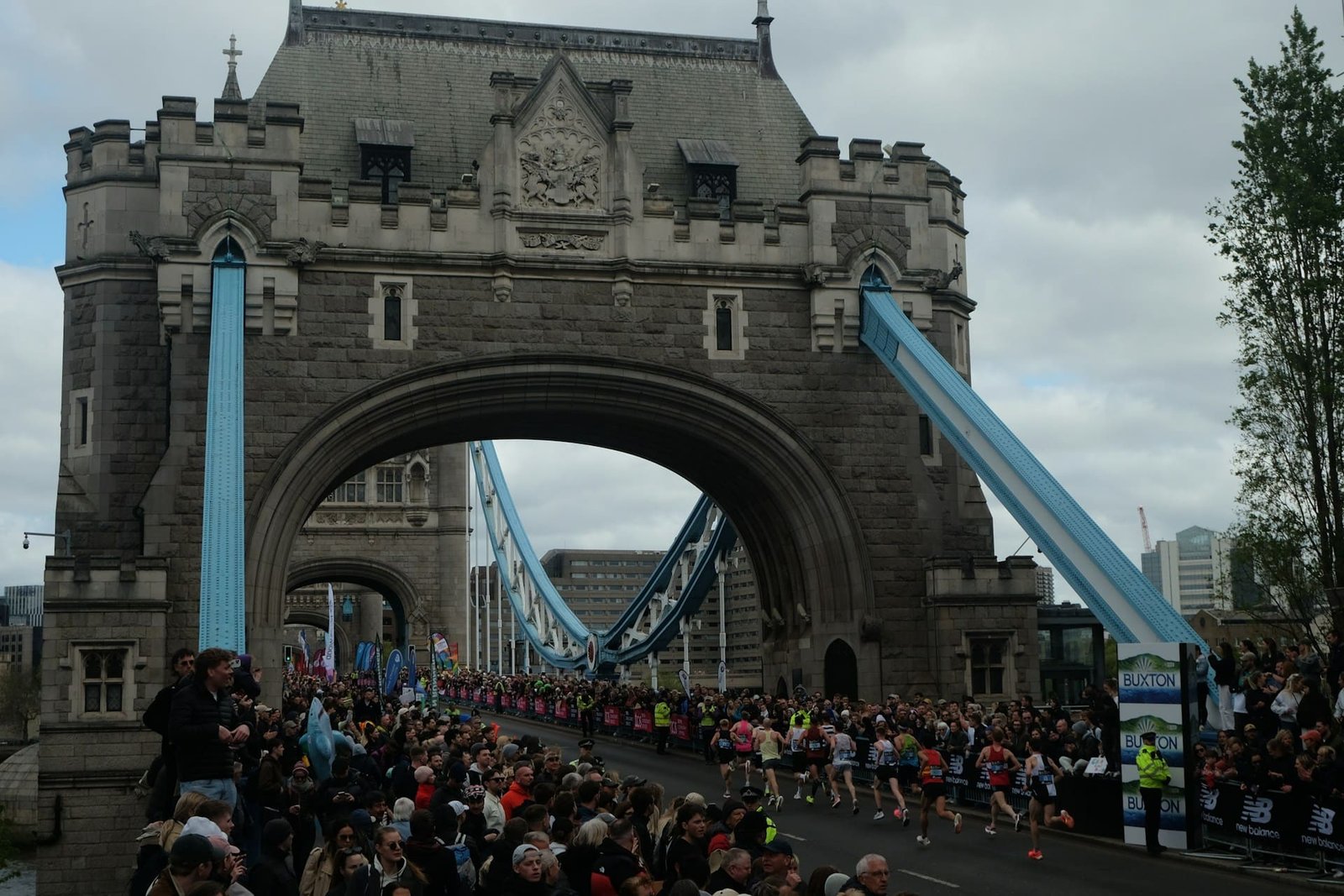 Runners for ambulance crew to include “inspirational” mother