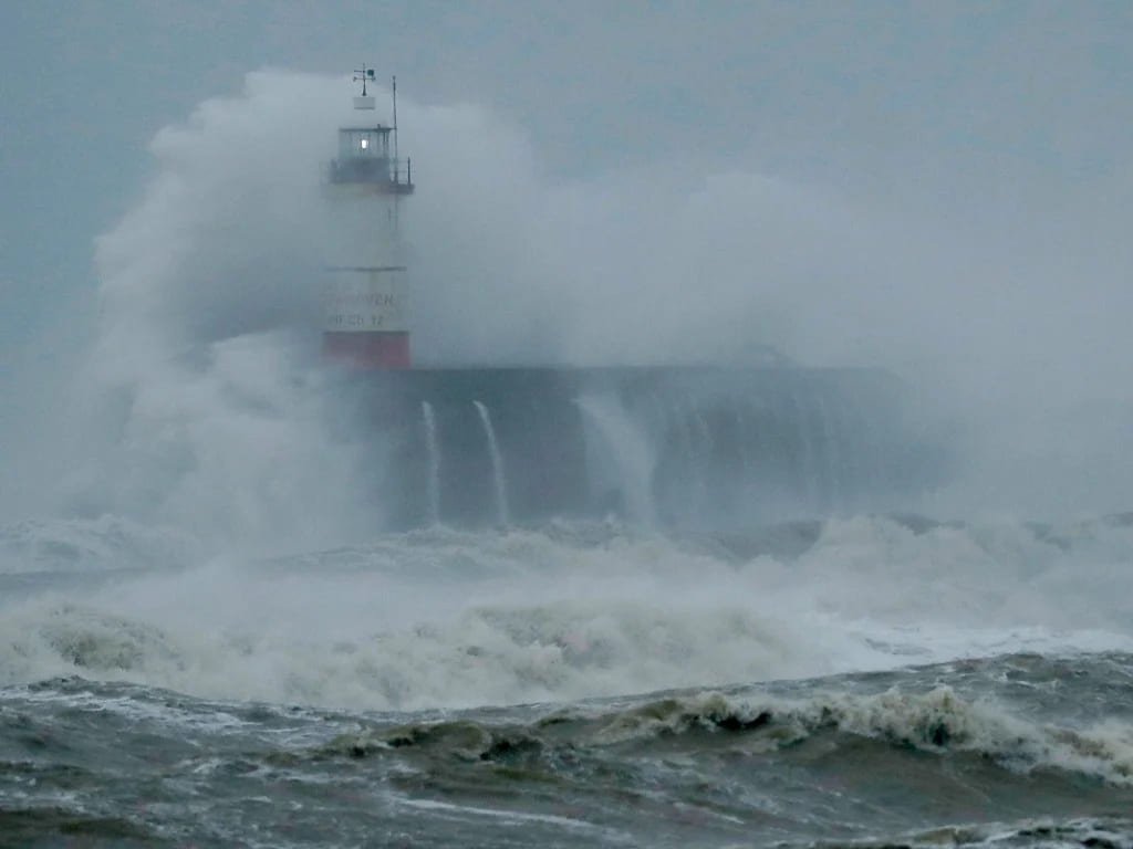 Storm Éowyn leaves UK and Ireland reeling