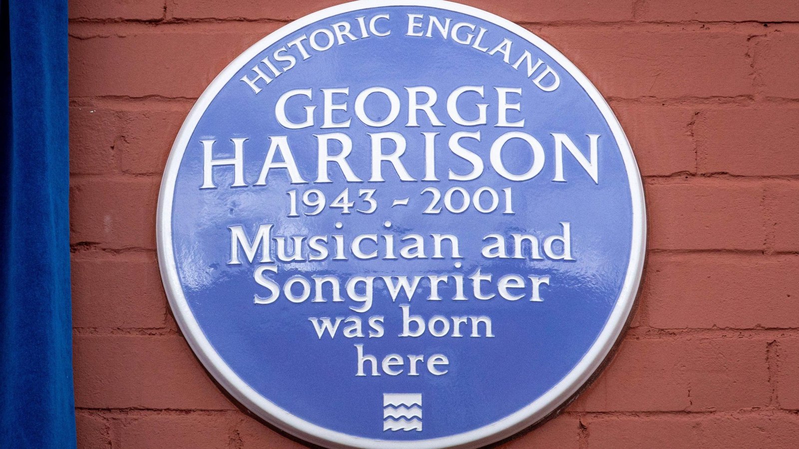 Audrey Hepburn and Marc Bolan Among the Latest London Blue Plaque Honourees