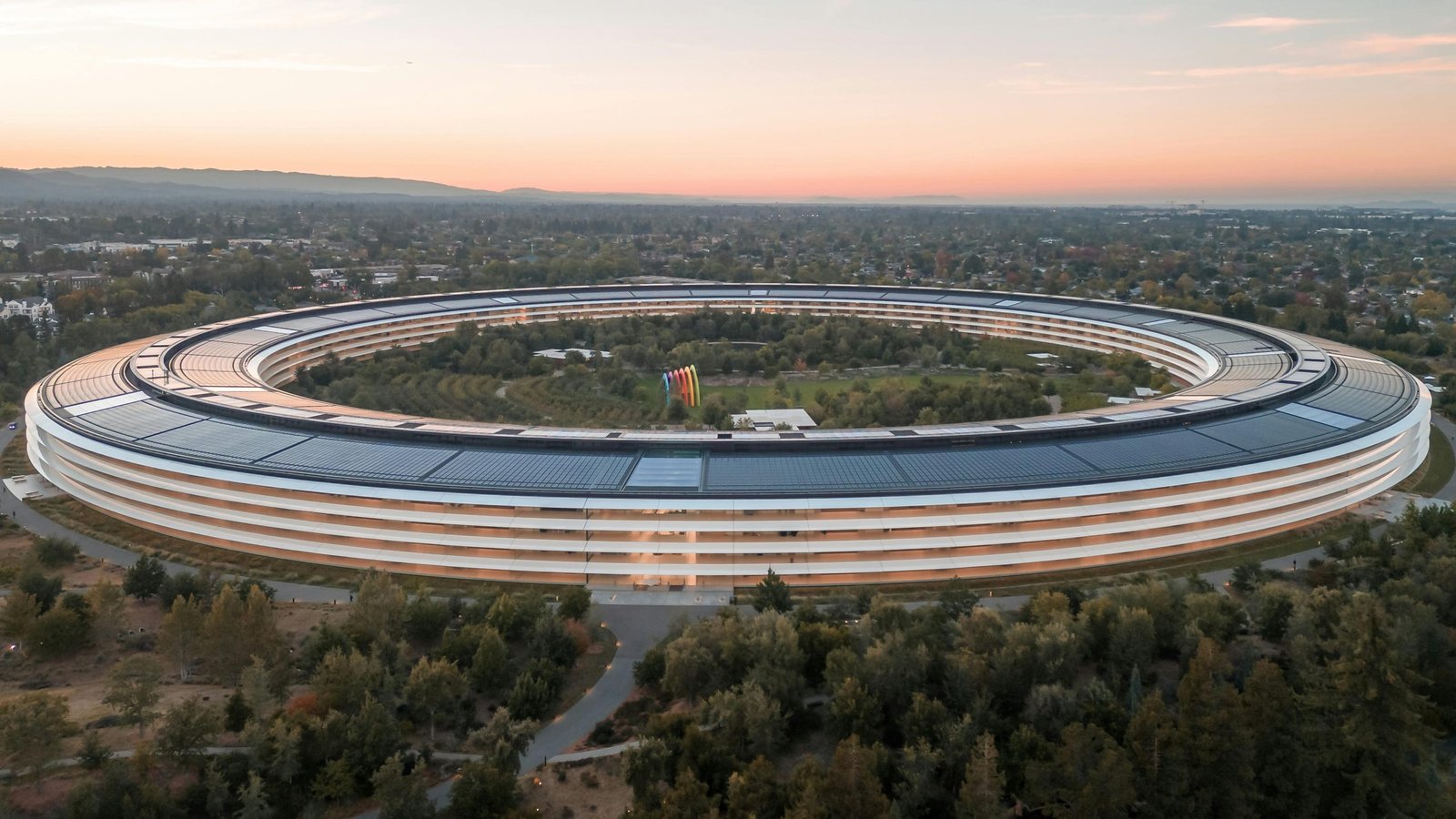 Apple’s $500 Billion Investment Signals a Shift in U.S. Manufacturing