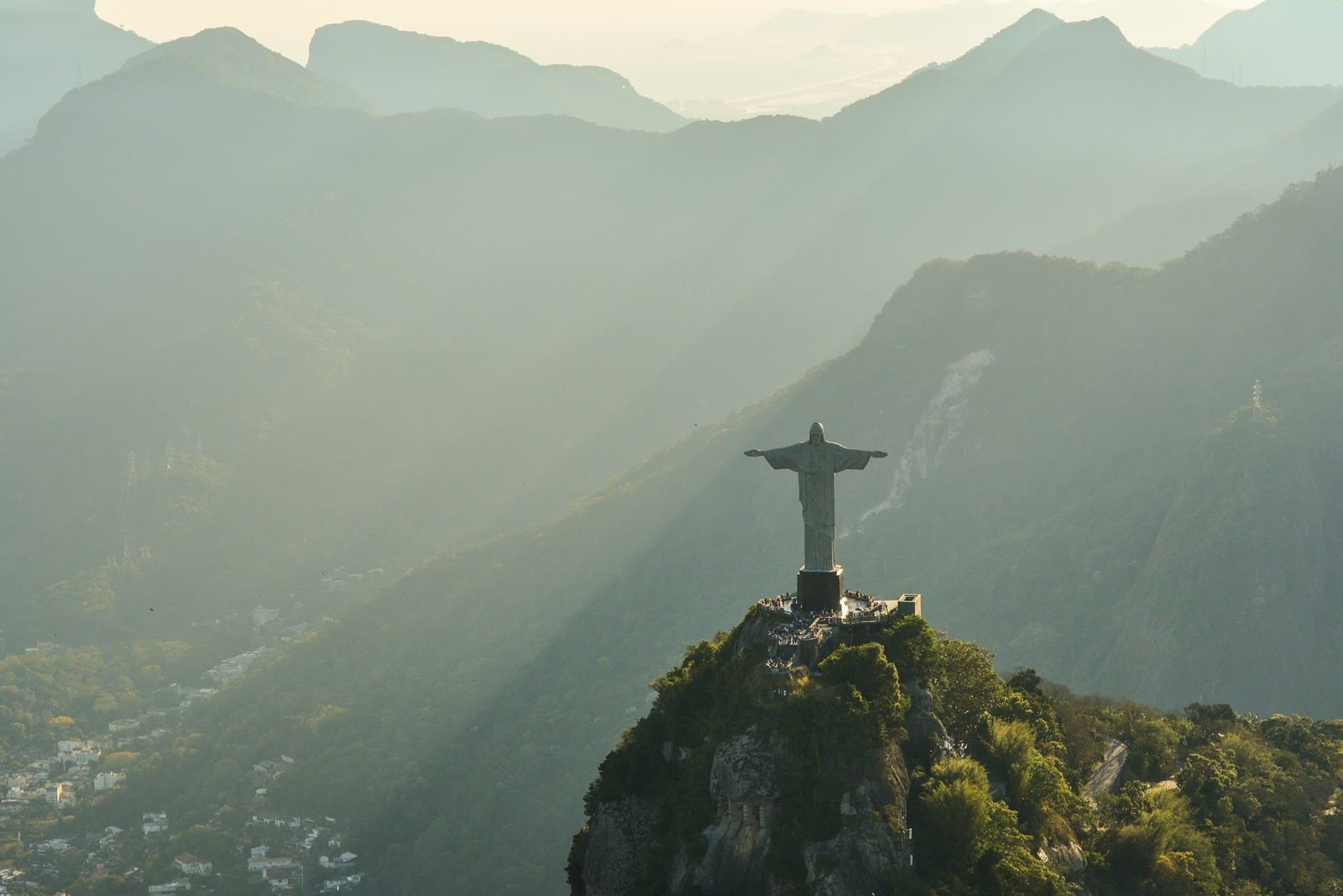 Brazilians hail strength of judiciary