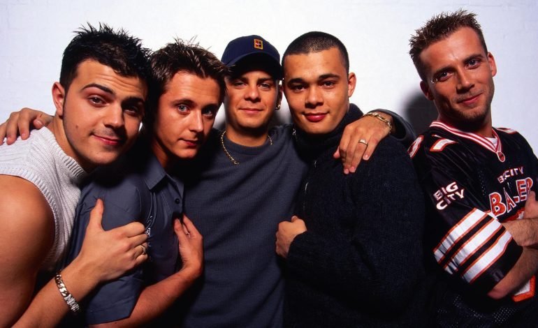 5ive reunite for 2025 UK tour as all original members come together for the first time in 25 years.