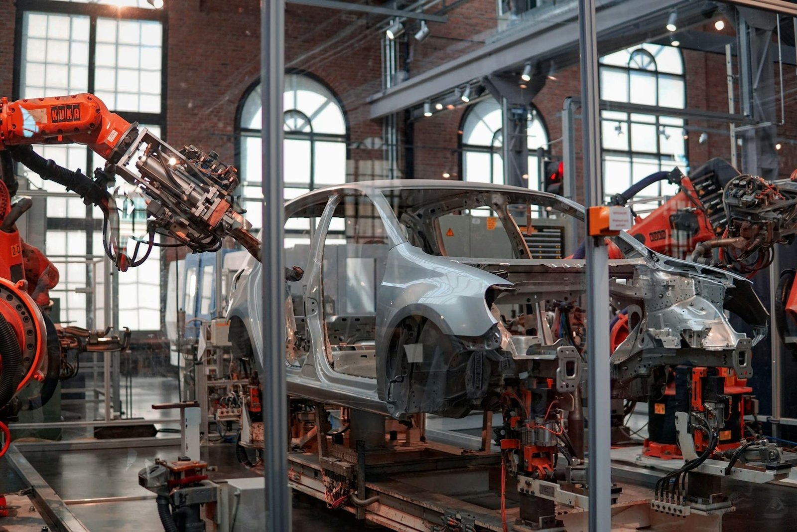 Car production falls to lowest level in decades