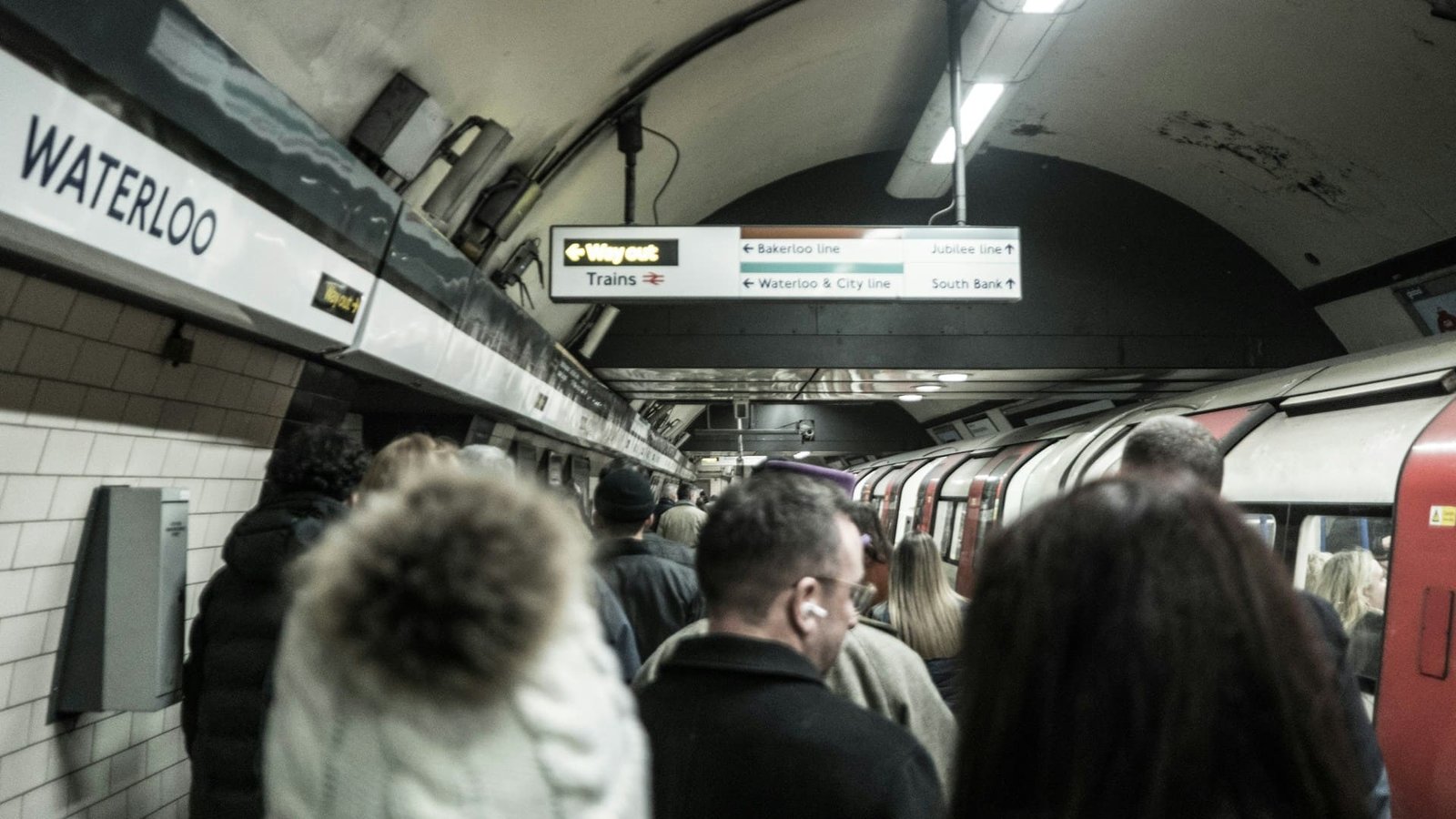 “Hollowed out” risk to city-centre from home-working, warns mayor
