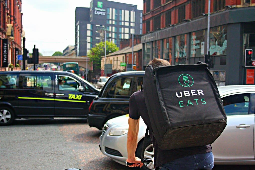 Uber Eats Offers Free Iftar Meals to Muslim Couriers During Ramadan