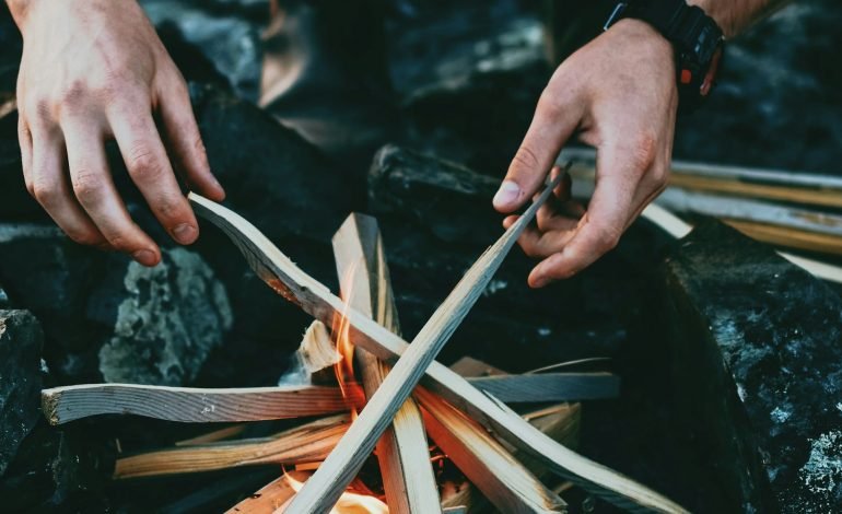 Survival manual to be issued to French households