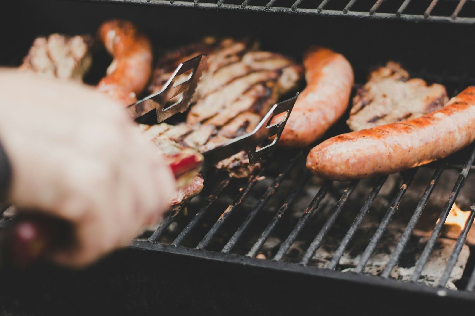 Barbecues urged against amid soaring temperatures