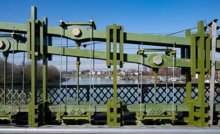 hammersmith bridge hangers
