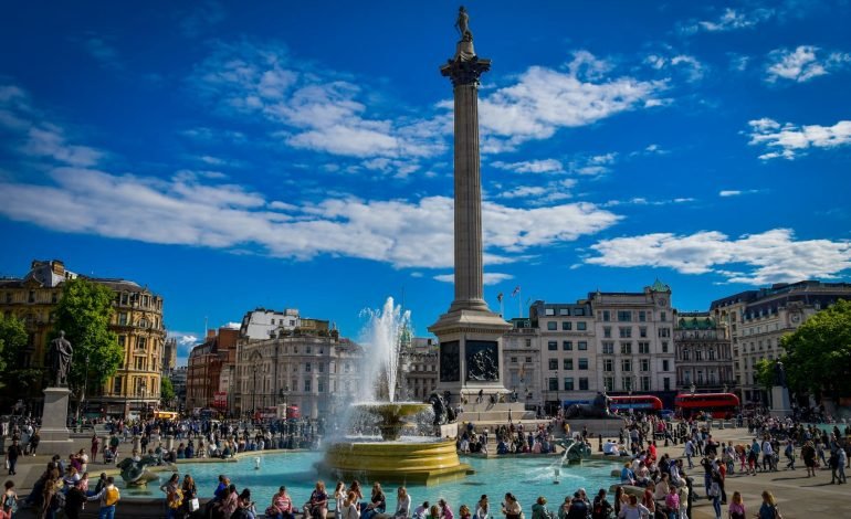 trafalgar square