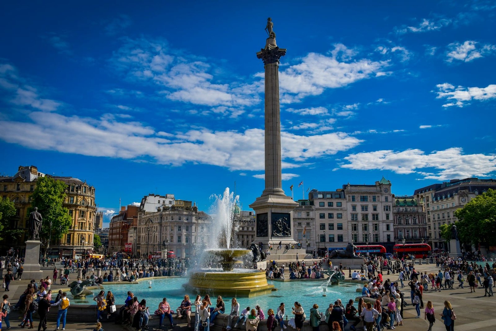 Jeremy Deller’s bicentenary celebration to shine in Trafalgar Square