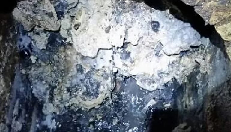 Fatberg build up in sewer caused by Fulham takeaway dumping grease over several years.