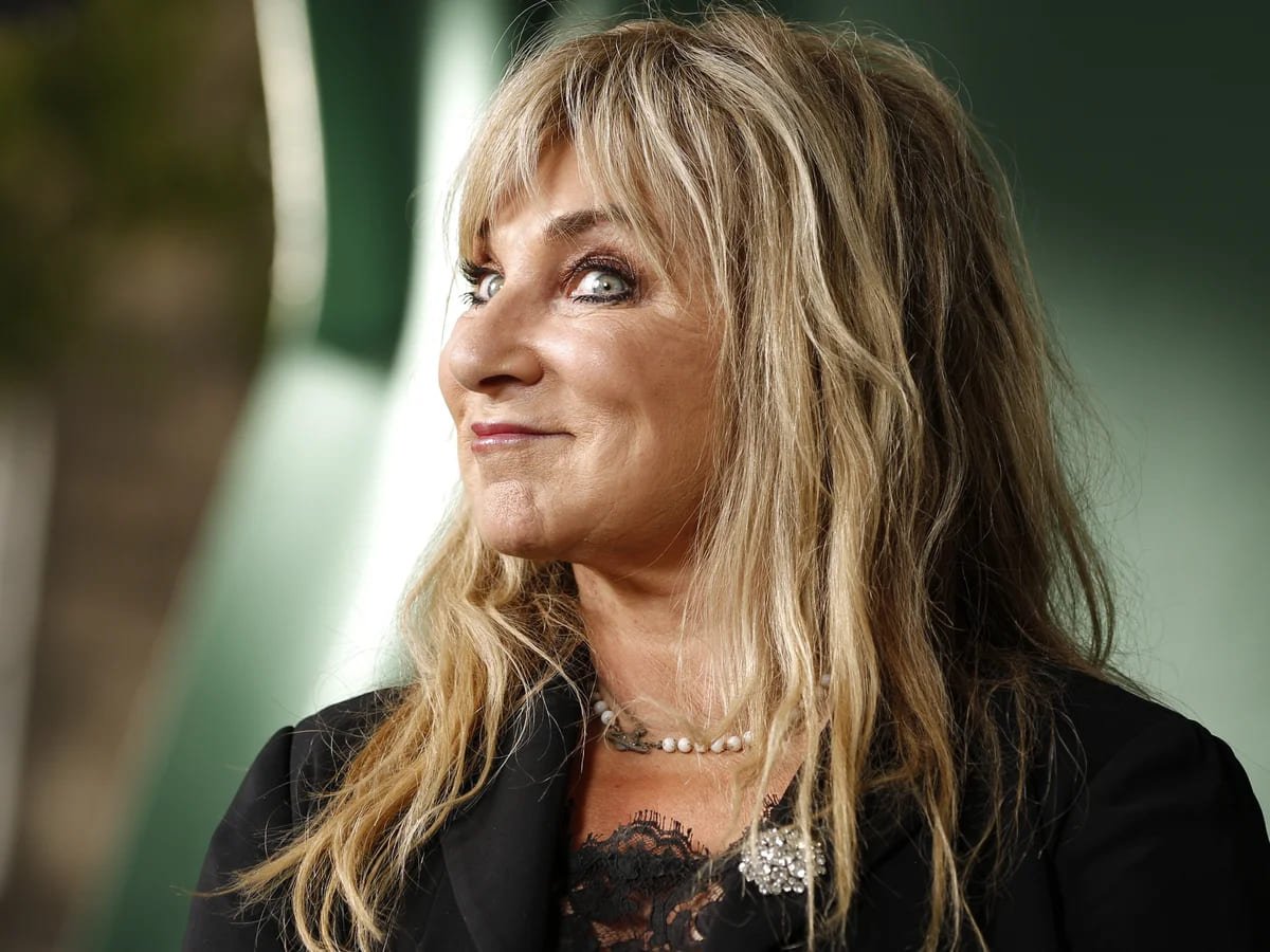 Helen Lederer to headline Isle of Wight Literary Festival 2025