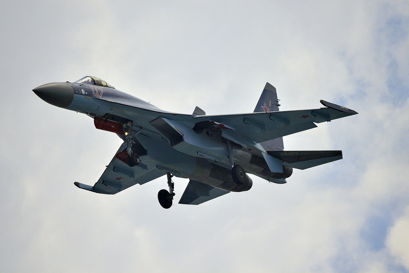 Sukhoi Su-35 from Russia breaches Estonian airspace