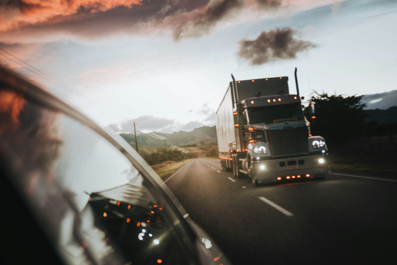 Aurora launches self-driving trucking service in Texas