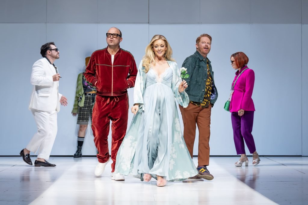 The cast of Here We Are at the National Theatre. Photographer Marc Brenner 00231 copy