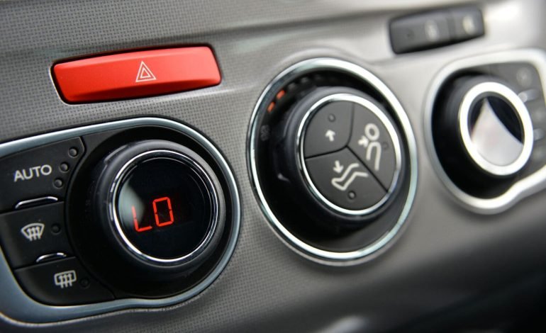 Physical buttons in cars should be brought back, breakdown experts say