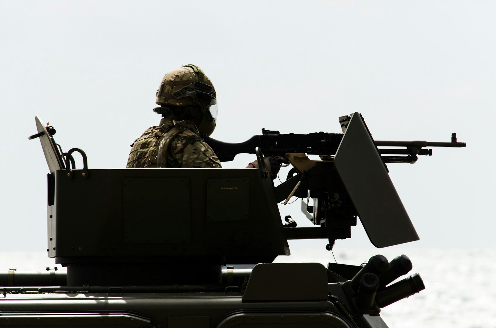Laser weapons sought for British army vehicles