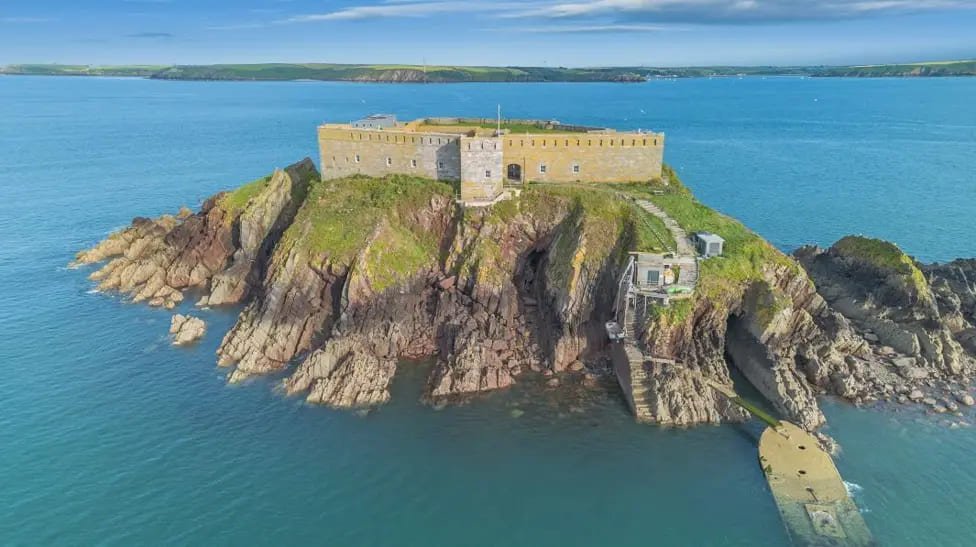 Thorne Island restoration transforming derelict 19th century fort into luxury retreat