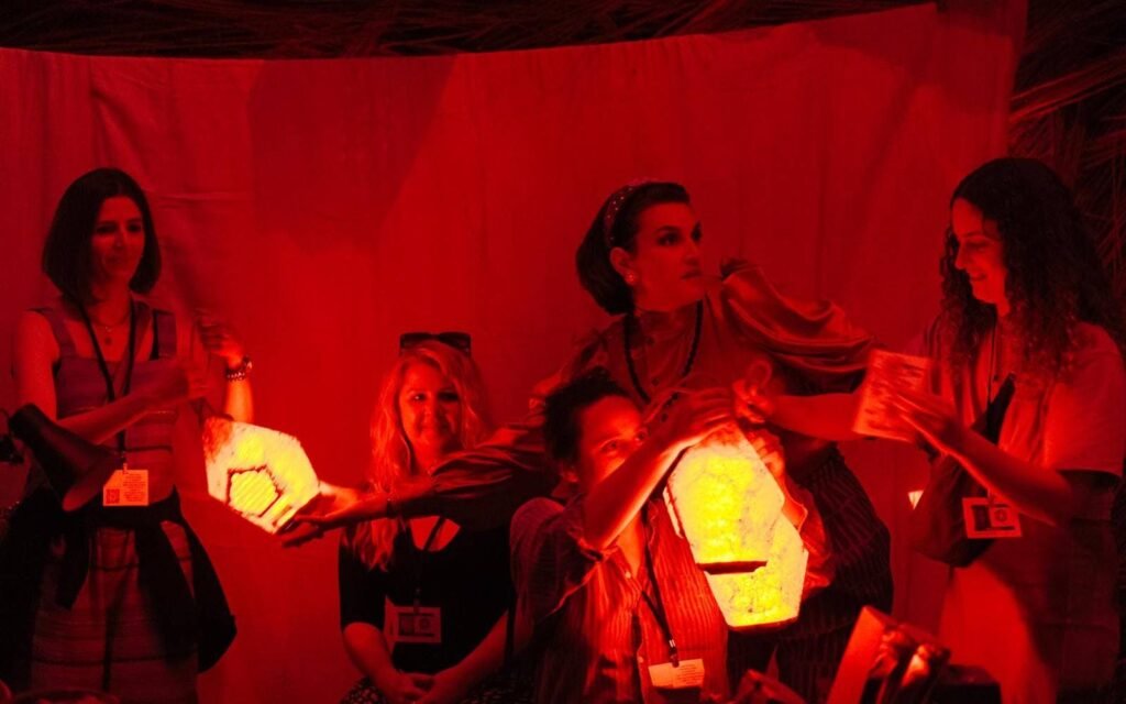 Elizabeth Hollingshead STOREHOUSE Sage Jester photo credit to Helen Murray1 web 1600x1000 1