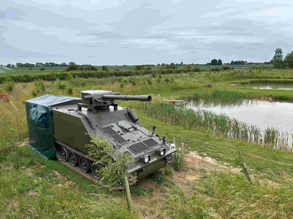 LR Image 5 Samaritan tank