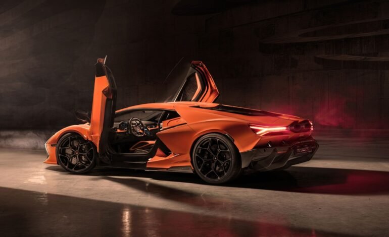 All-electric future unlikely for Lamborghini