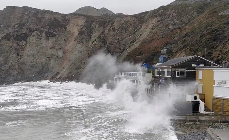 Storm Amy set to bring damaging winds and heavy rain across the UK