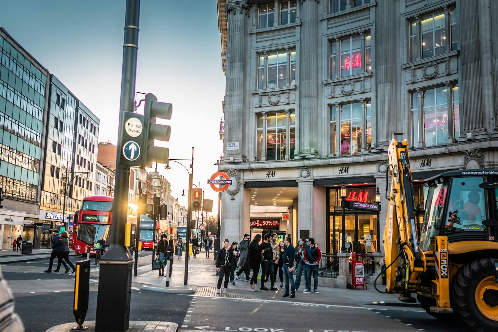 Footfall & sales in Oxford Street increased during pedestrianisation event