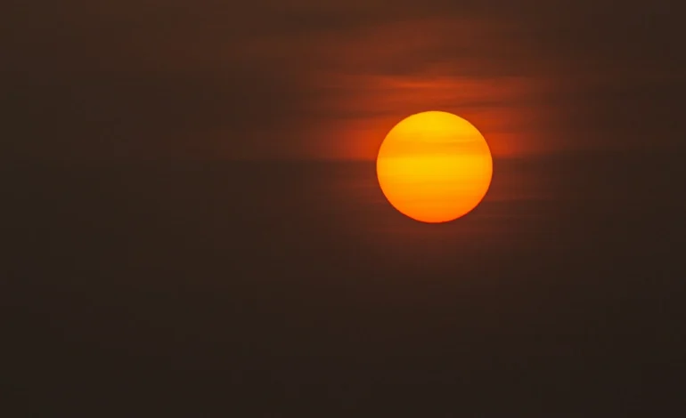 Dimming the sun could cause chaos, scientists warn