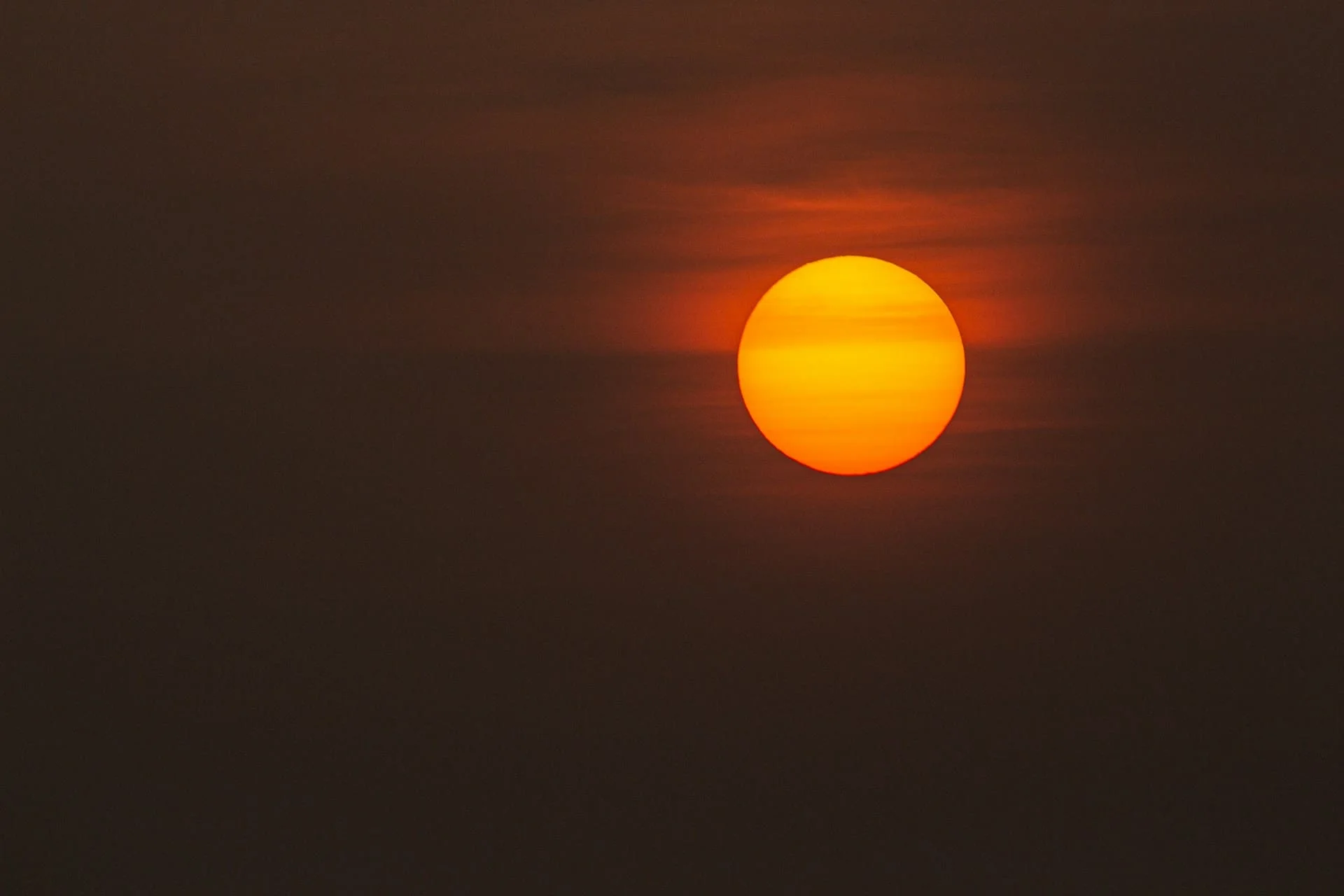 Dimming the sun could cause chaos, scientists warn