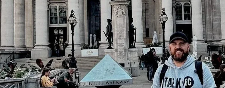 City walk and talk meets by the Royal Exchange as Proper Blokes Club launches new Square Mile group