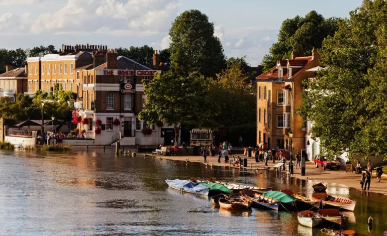 Richmond upon Thames riverside featured as one of Britain’s happiest places to live.